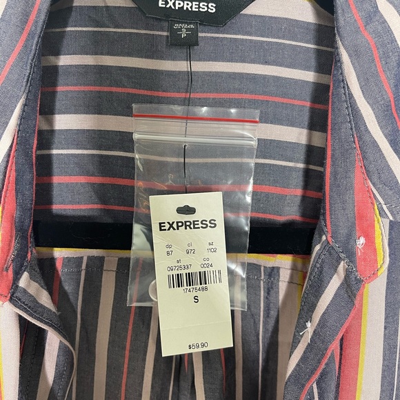 Express Gray Pink Striped Button Up Casual Top | Sp NWT - Picture 3 of 7